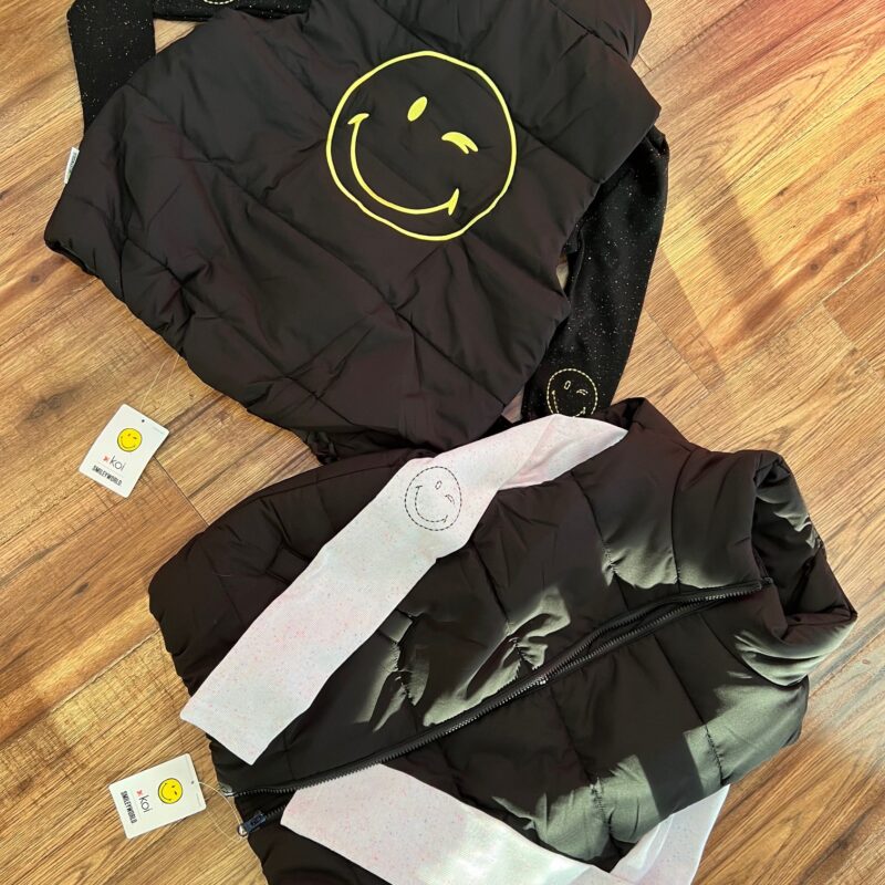 Koi Smiley World Delighted Vest